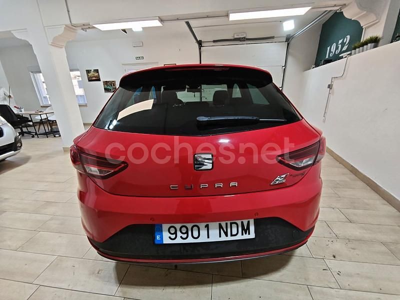 Usado Cupra Leon 280 CV (205 kW) 2014 Rojo Berlina