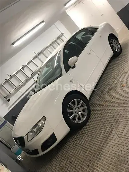 Usado Seat Exeo Reference 120 CV (88 kW) 2011 Blanco Berlina