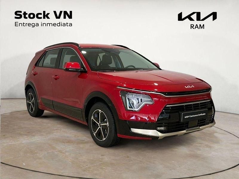 Nuevo Kia Niro 129 CV (94 kW) 2025 Rojo SUV