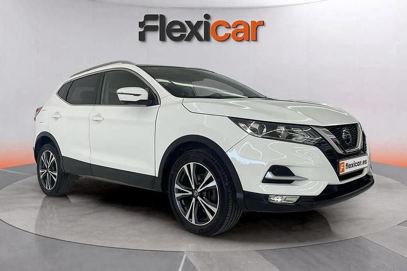 Blanco Usado 2018 Nissan Qashqai N-Connecta SUV | 12.790 € (Super precio) - Imagen 1/4