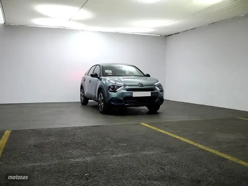 Usado Citroën e-C4 Feel 100 kW (136 CV) 2023 Azul
