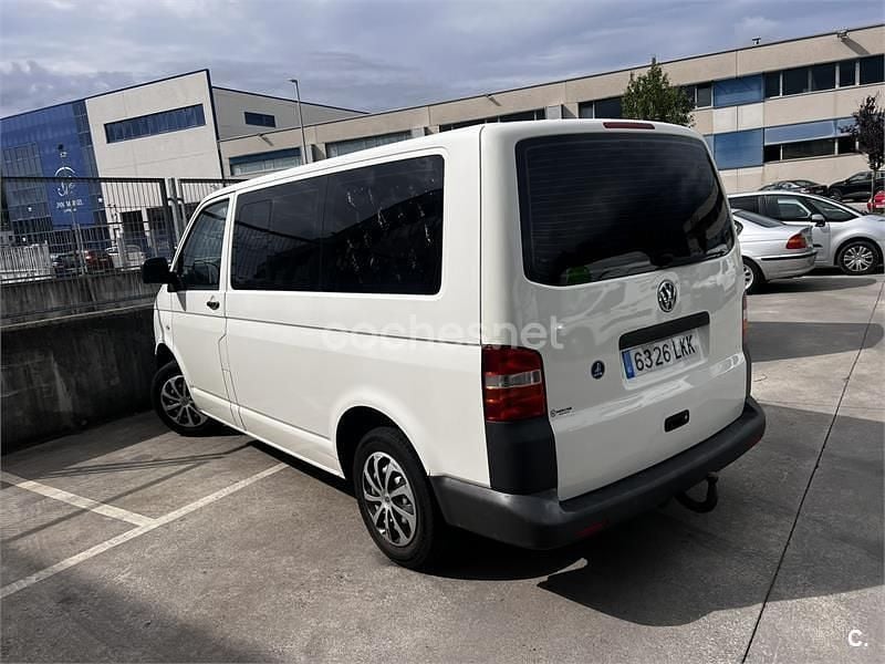 Blanco Usado 2008 VW Caravelle Monovolumen | 8999 € (Buen precio) - Imagen 1/4