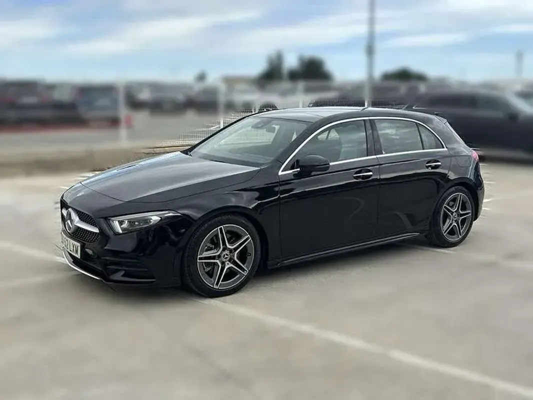 Usado Mercedes A220 190 CV (139 kW) 2022 Negro Berlina
