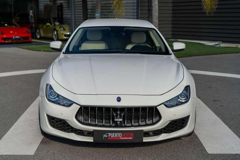 Usado Maserati Ghibli 350 CV (257 kW) 2018 Blanco Coupe