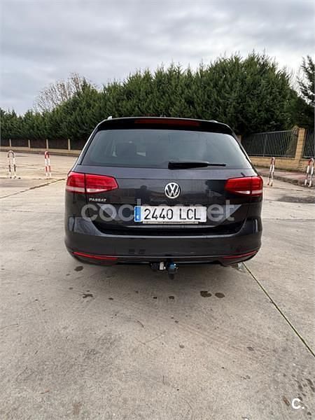 Usado VW Passat Advance 150 CV (110 kW) 2019 Negro Familiar