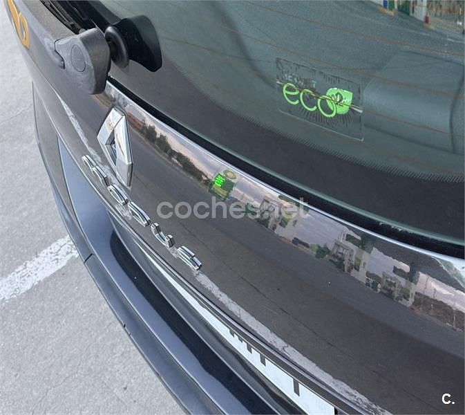 Usado Renault Grand Modus Authentique 65 CV (47 kW) 2010 Negro Monovolumen