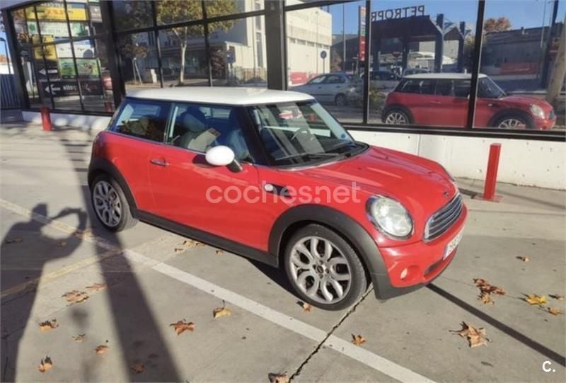 Usado Mini Cooper 120 CV (88 kW) 2009 Rojo Utilitario