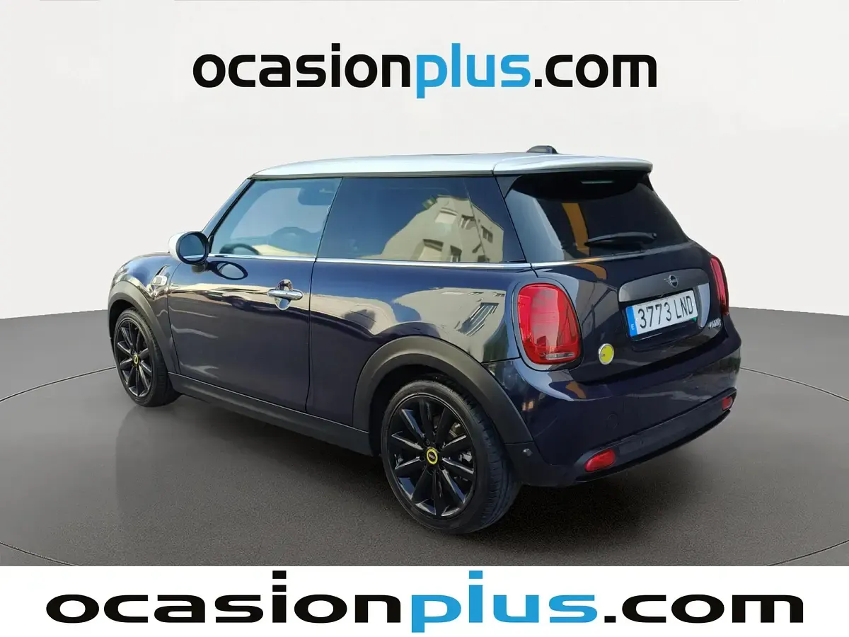 Usado Mini Cooper SE 135 kW (184 CV) 2021 Negro Utilitario