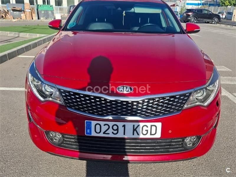 Usado Kia Optima 141 CV (103 kW) 2017 Granate Berlina