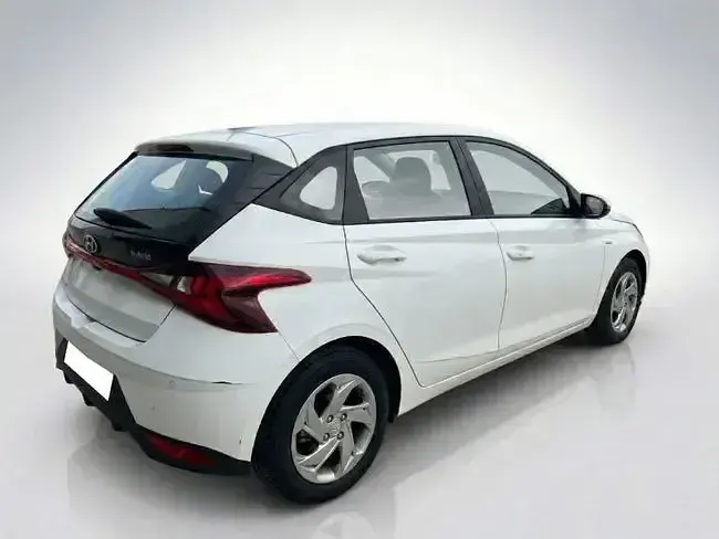 Usado Hyundai i20 101 CV (74 kW) 2021 Blanco Utilitario