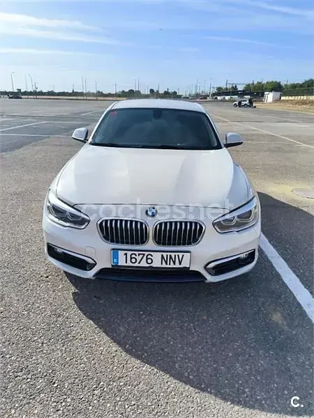 Usado BMW 118 Urban Line 136 CV (100 kW) 2016 Blanco Utilitario