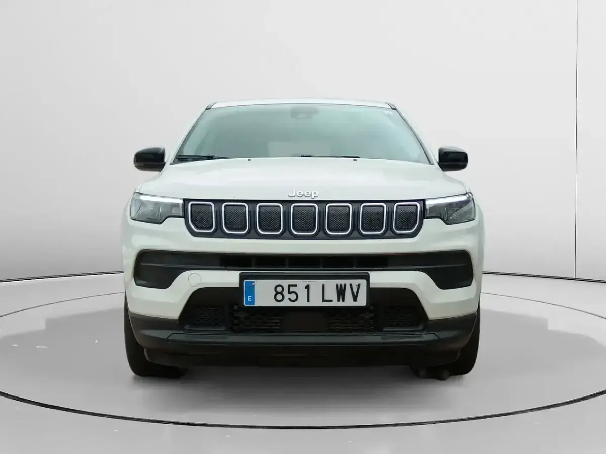 Usado Jeep Compass Longitude 131 CV (96 kW) 2022 Blanco SUV