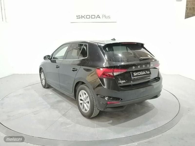 Usado Skoda Fabia 115 CV (84 kW) 2025 Negro Berlina