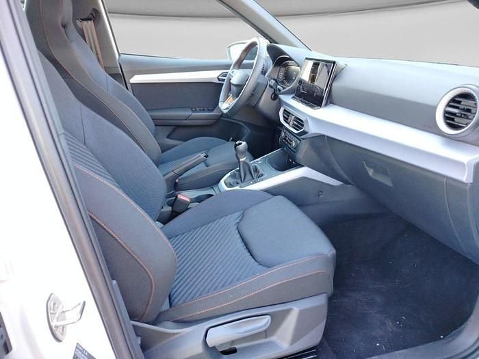 Usado Seat Arona FR 115 CV (84 kW) 2025 Blanco SUV