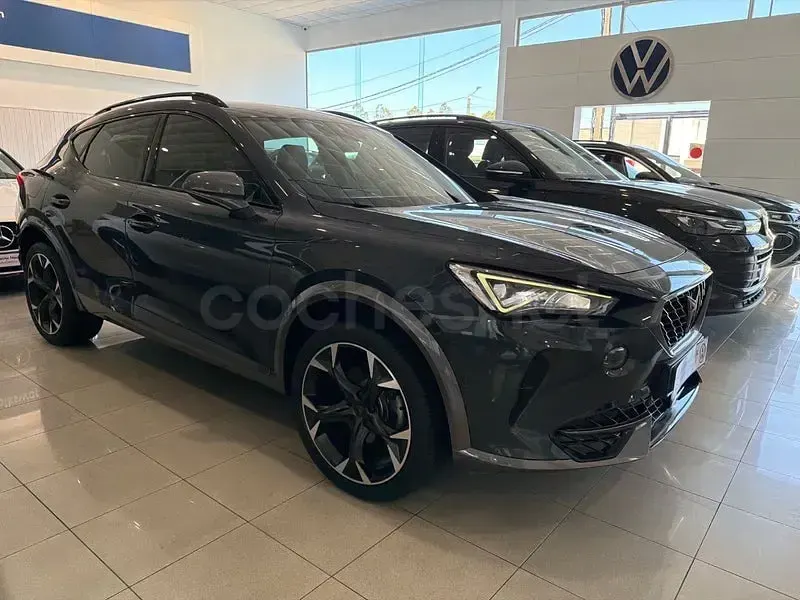 Usado Cupra Formentor 150 CV (110 kW) 2022 Gris / plata SUV