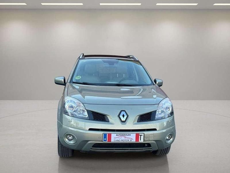 Usado Renault Koleos Privilege 173 CV (127 kW) 2008 Beige SUV