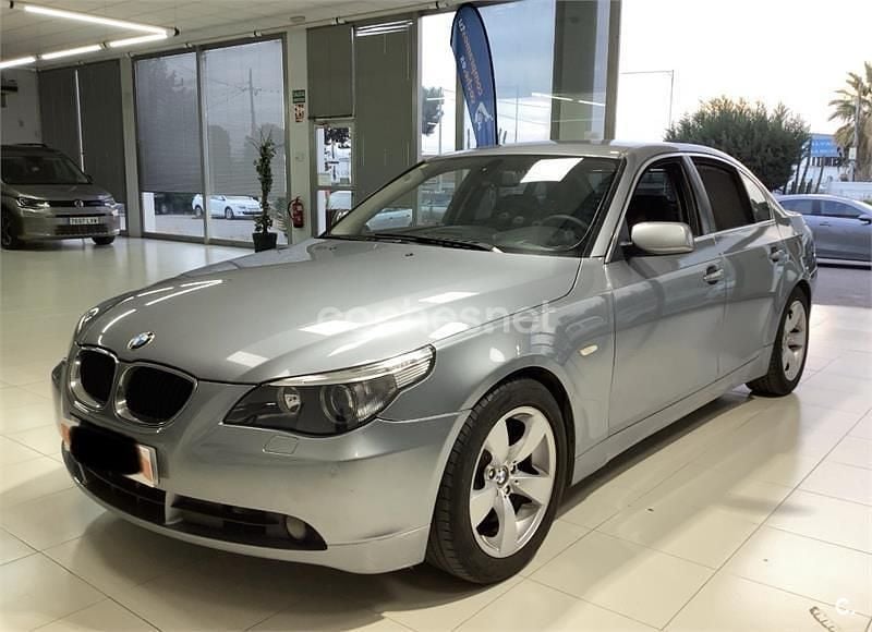 Gris / plata Usado 2007 BMW 530 Comfort Edition Berlina | 7000 € (Super precio) - Imagen 1/4