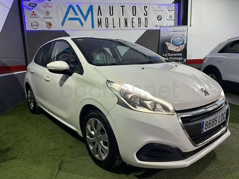 Usado Peugeot 208 Active 100 CV (73 kW) 2020 Blanco Utilitario