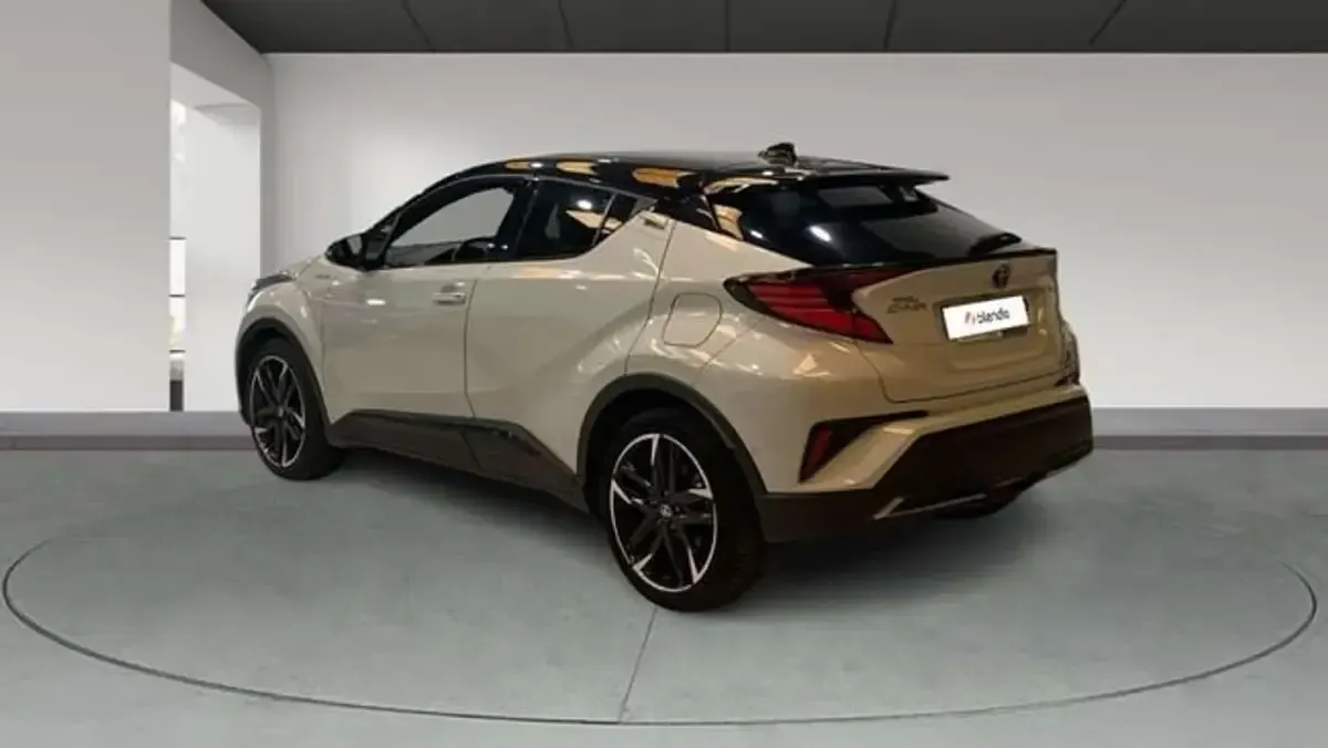 Usado Toyota C-HR Sport 184 CV (135 kW) 2021 Blanco SUV