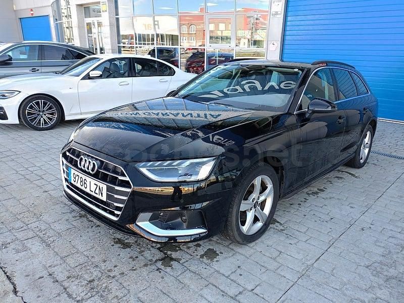 Usado Audi A4 Advanced Plus 163 CV (119 kW) 2022 Negro Familiar