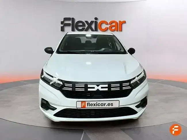 Käytetty Dacia Sandero Essentiel 101 HP (74 kW) 2025 Valkoinen
