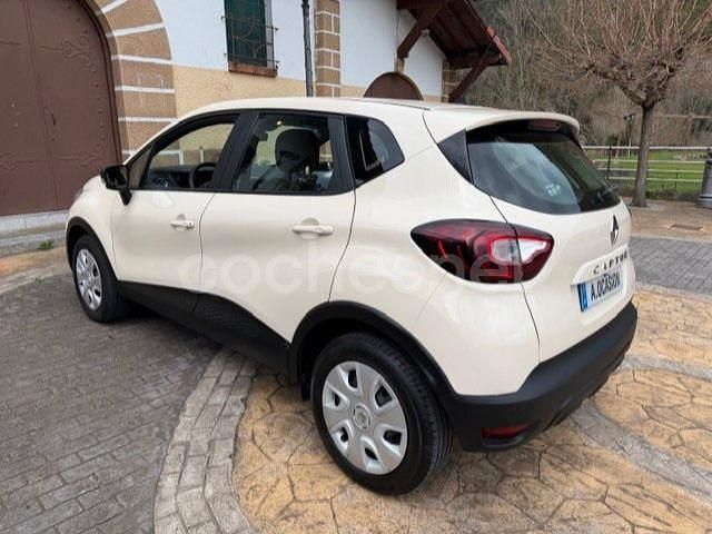 Usado Renault Captur Life 90 CV (66 kW) 2019 Beige SUV