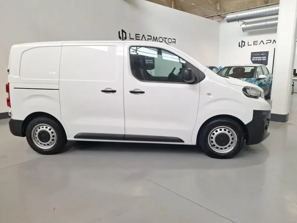 Usado Peugeot Expert S 102 CV (75 kW) 2021 Blanco Van