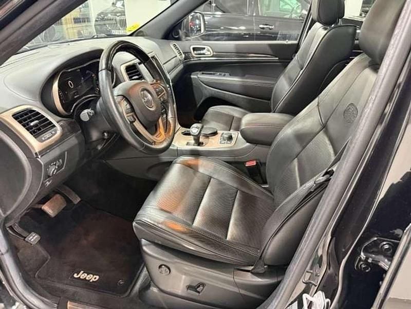 Usado Jeep Grand Cherokee Overland 250 CV (183 kW) 2014 Negro SUV