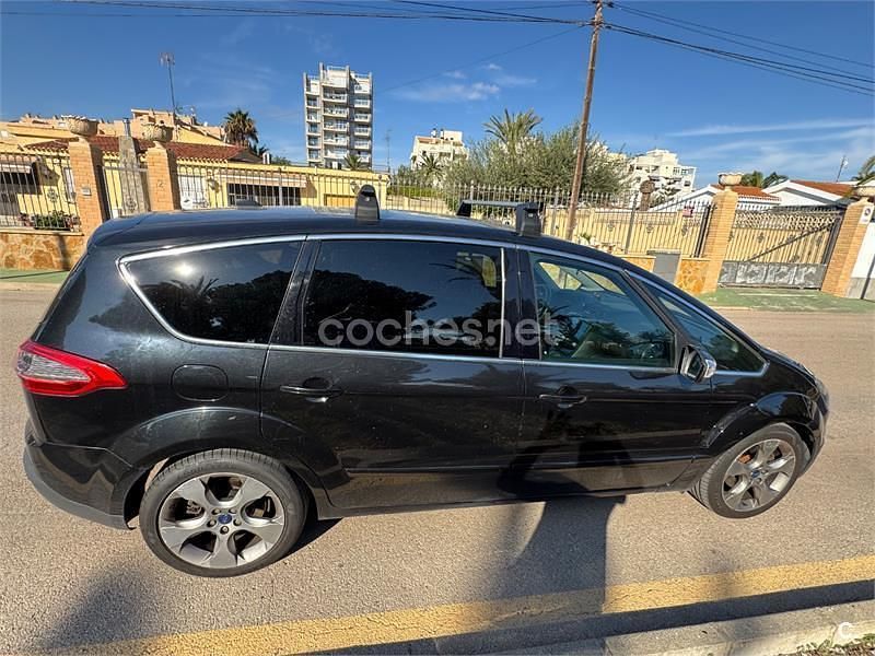 Usado Ford S-MAX Titanium 163 CV (119 kW) 2011 Negro Monovolumen