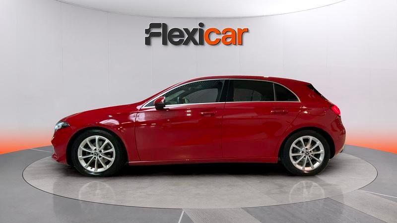Usado Mercedes A180 116 HP (85 kW) 2020 Vermelho Citadino