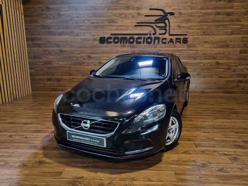 Usado Volvo V40 Kinetic 115 CV (84 kW) 2013 Negro Berlina