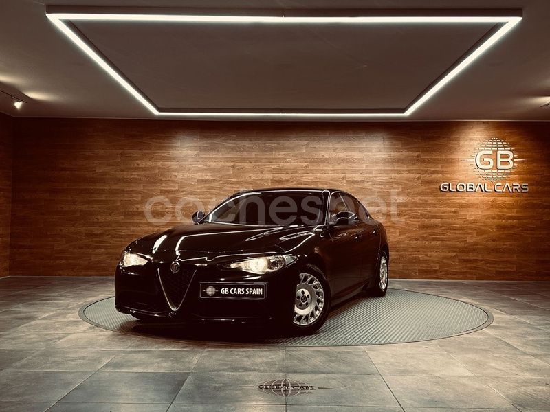 Negro Usado 2018 Alfa Romeo Giulia Berlina | 18.990 € (Precio justo) - Imagen 1/4