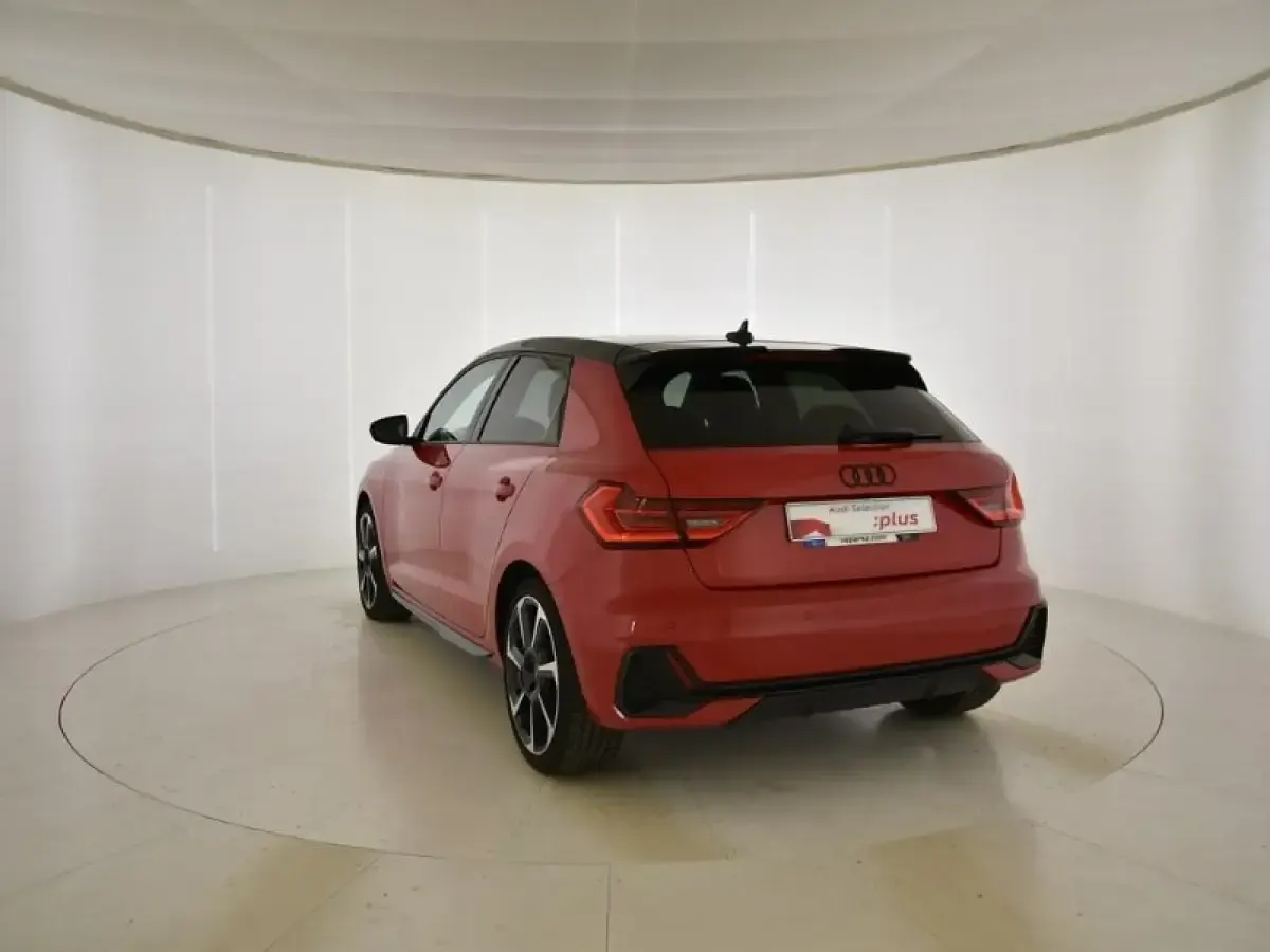 Usado Audi A1 Sportback 116 CV (85 kW) 2025 Rojo Utilitario