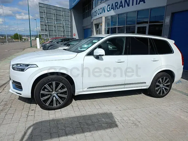 Usado Volvo XC90 Plus 250 CV (183 kW) 2024 Blanco SUV