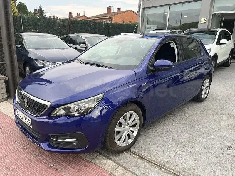 Usado Peugeot 308 Active 130 CV (95 kW) 2018 Azul Berlina