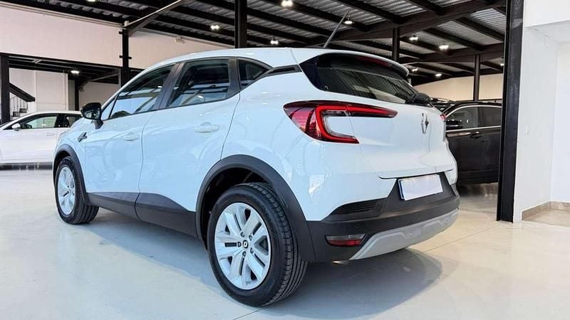 Usado Renault Captur Equilibre 91 CV (66 kW) 2022 Blanco SUV