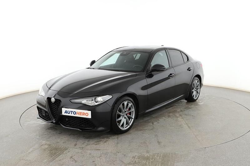 Usado Alfa Romeo Giulia Sprint 190 CV (139 kW) 2022 Negro Berlina