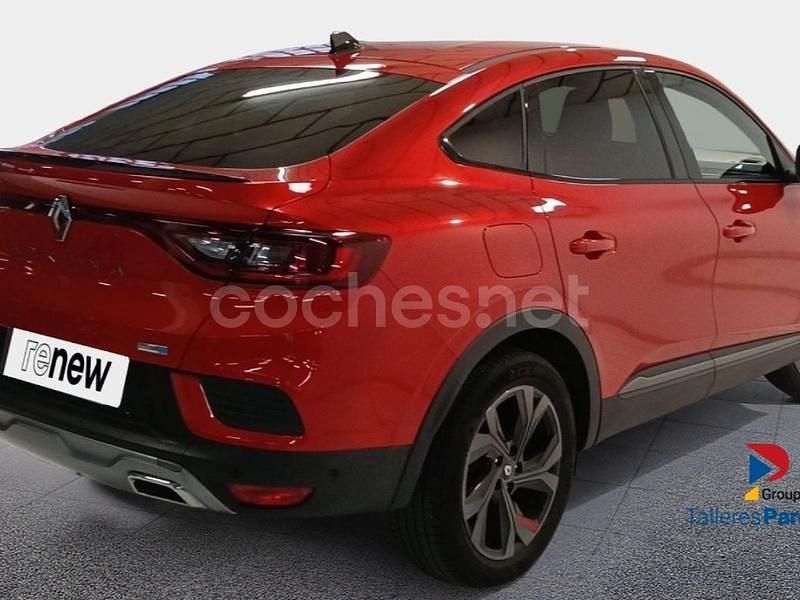 Usado Renault Arkana RS Line 145 CV (106 kW) 2022 Rojo SUV