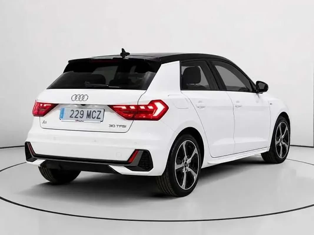 Usado Audi A1 110 CV (80 kW) 2022 Blanco SUV