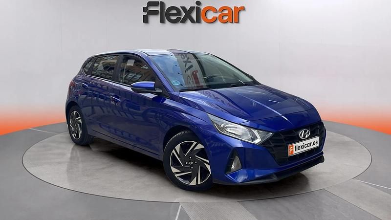 Usado Hyundai i20 84 CV (61 kW) 2021 Azul Berlina