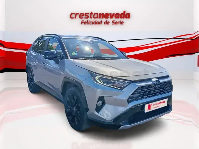 Usado Toyota RAV4 Hybrid Style 218 CV (160 kW) 2021 Gris / plata SUV