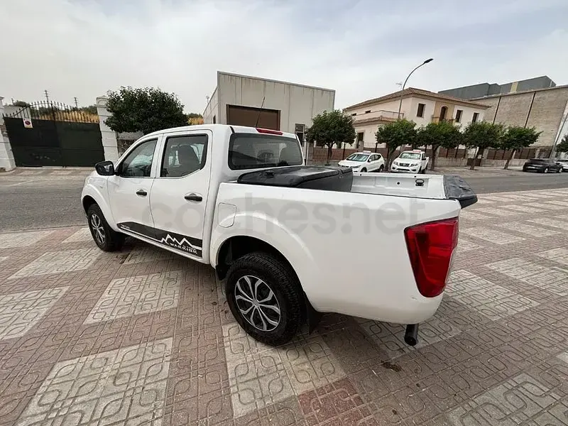 Usado Nissan Navara Acenta 163 CV (119 kW) 2020 Blanco Pickup/Camioneta