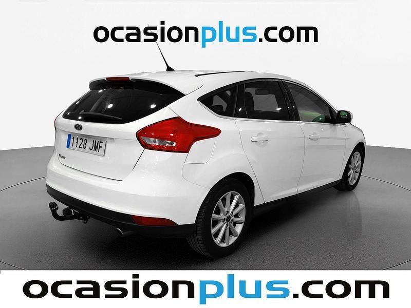 Usado Ford Focus Titanium 150 CV (110 kW) 2016 Blanco Utilitario