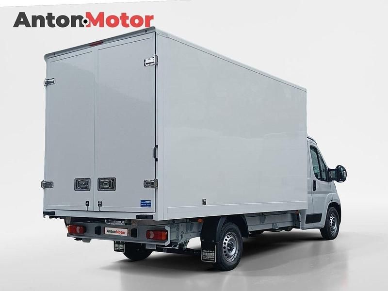 Nuevo Citroën Jumper 140 CV (102 kW) 2025 Blanco Monovolumen