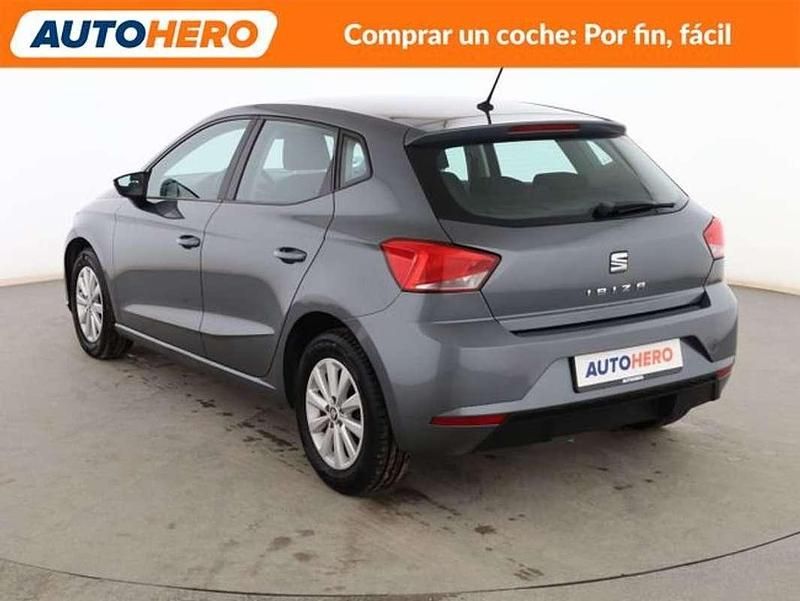 Usado Seat Ibiza Style 90 CV (66 kW) 2018 Gris Utilitario