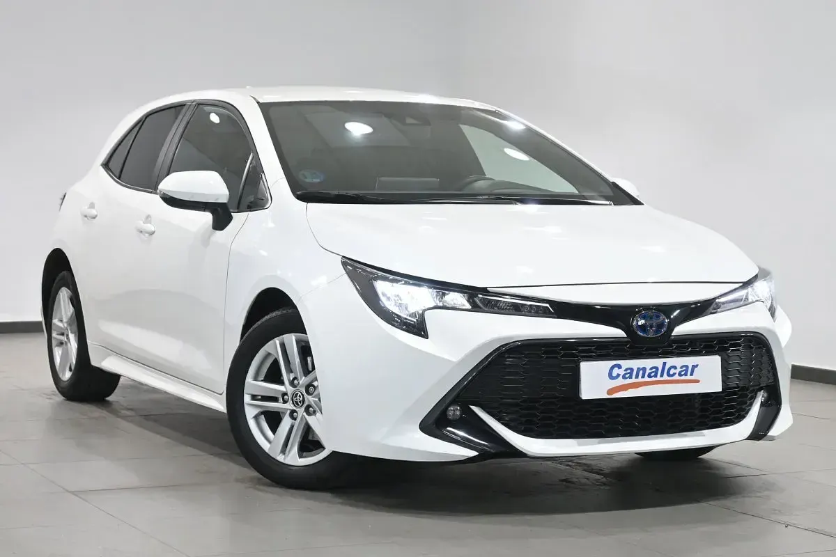 Usado Toyota Corolla Active 140 CV (102 kW) 2023 Blanco Utilitario