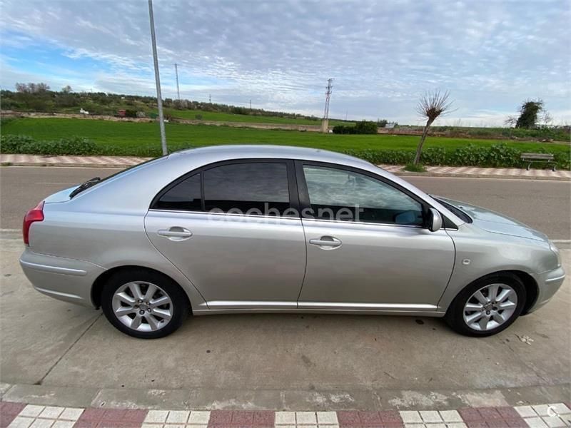 Gris / plata Usado 2006 Toyota Avensis Sol Berlina | 4600 € (Precio justo) - Imagen 1/4