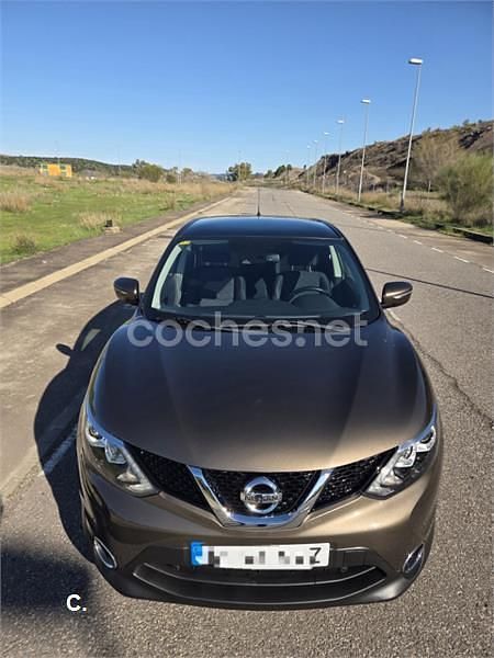 Usado Nissan Qashqai N-TEC 130 CV (95 kW) 2014 Marrón SUV