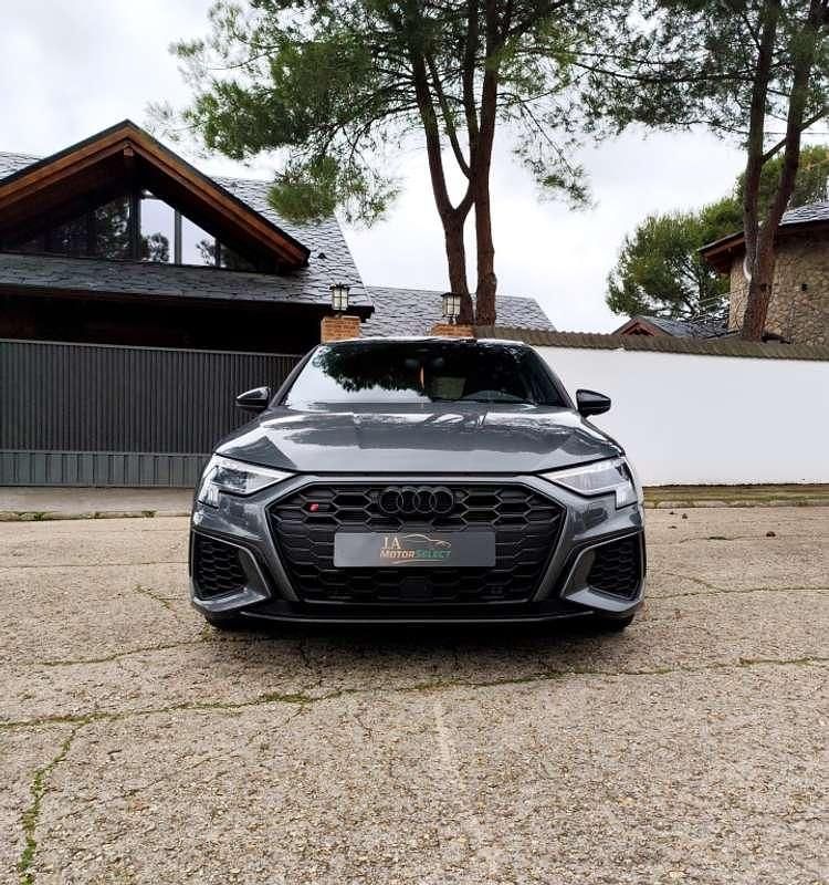 Usado Audi S3 Sportback 310 CV (228 kW) 2023 Gris Utilitario