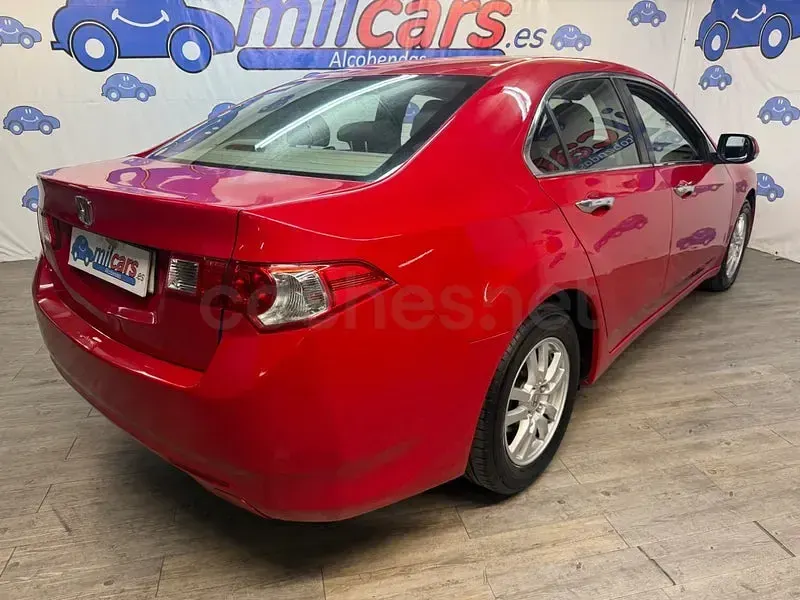 Usado Honda Accord Elegance 150 CV (110 kW) 2009 Granate Berlina